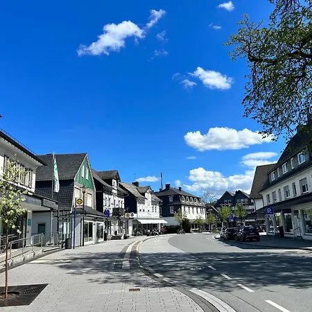 Stilvolles Mit Garten Im Ortskern Von 別荘 *