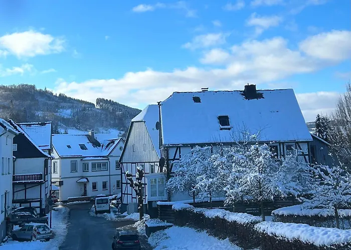 Stilvolles Mit Garten Im Ortskern Von